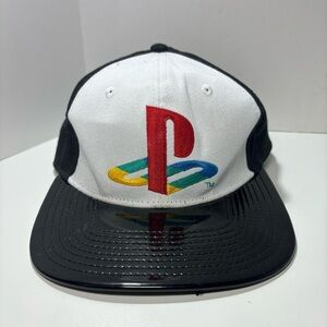PlayStation Adjustable SNAPBACK HAT‎ Black/White